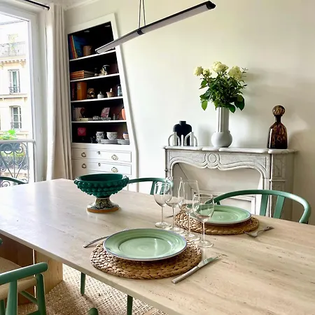 Appartamento 2 Bedroom Stylish