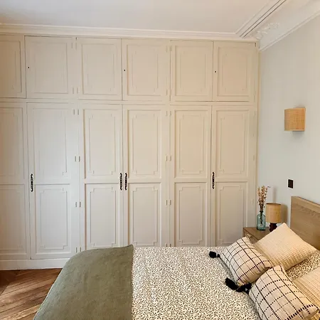 Appartamento 2 Bedroom Stylish *